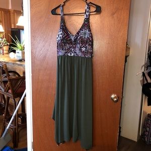 Size Medium Mid Length Dress